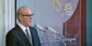 Ο Κωνσταντίνος Καραμανλής μετά την Συνθήκη Προσχώρησης της Ελλάδος στην τότε ΕΟΚ