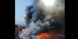 Φωτιά σε βαγόνια στον σιδηροδρομικό σταθμό Θεσσαλονίκης