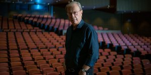 Γιάννης Βακαρέλης 