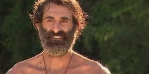 Γιώργος Κοψιδάς με γένια στο Survivor