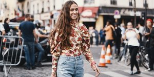 στιλάτη γυναίκα στην εβδομάδα μόδας