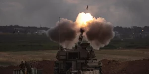 Ισραηλινό πυροβολικό βάλλει κατά της Λωρίδας της Γάζας
