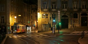 Το παλιό τραμ στο κέντρο της πρωτεύουσας της Πορτογαλίας, της Λισαβόνας