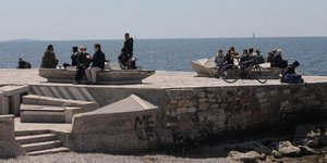 κόσμος σε θάλασσα