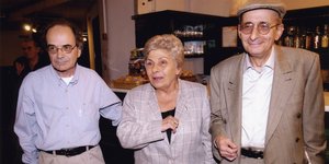Ο Κώστας Παπαγεωργίου η Κική Δημουλά και ο Μάνος Ελευθερίου