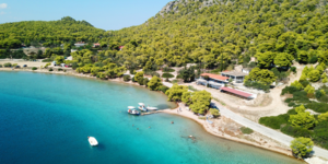 Λίμνη Βουλιαγμένης, Λουτράκι