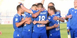 Πανηγυρίζουν οι παίκτες της Λαμίας