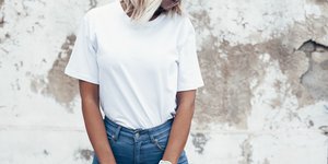 Λευκό μπλουζάκι