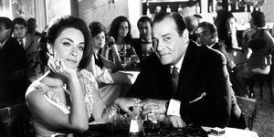 Λίλλη Παπαγιάννη και Λάμπρος Κωνσταντάρας στη Χαρτοπαίχτρα