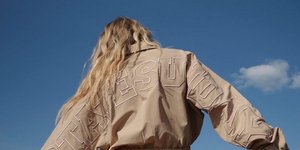 Λευκές τρίχες