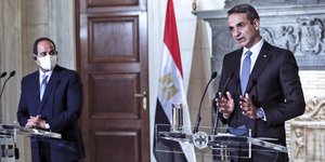 Ο Πρόεδρος της Αιγύπτου Αμπντέλ Φατάχ αλ Σίσι με τον Κυριάκο Μητσοτάκη στο Μέγαρο Μαξίμου