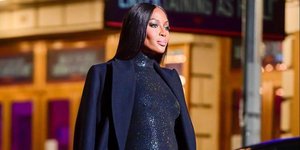 Η Ναόμι Κάμπελ στην πασαρέλα