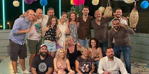 ομαδικη φωτο