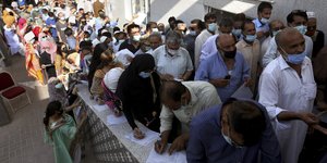 Εμβολιασμός κατά του κορωνοϊού στο Πακιστάν