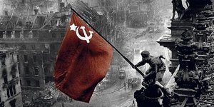 Στις 8 Μαΐου του 1945, τα στρατεύματα της Σοβιετικής Ένωσης μπαίνουν στο Βερολίνο