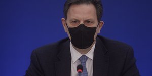 αναπληρωτής υπουργός Οικονομικών Θόδωρος Σκυλακάκης
