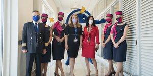 Sky EXPRESS πλήρωμα