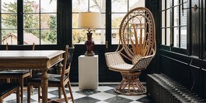 Η νέα τάση της διακόσμησης είναι η σκιακιέρα στο πάτωμα