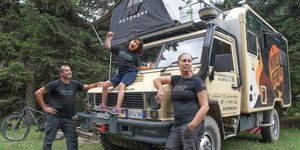 ταξίδι Άκης Τεμπερίδης με την κόρη και τη σύζυγό του