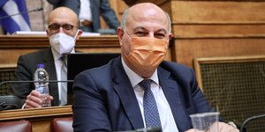Ο υπ. Δικαιοσύνης Κ. Τσιάρας στη Βουλή