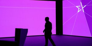 Η σκιά του Αλέξη Τσίπρα