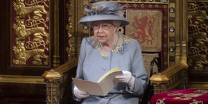 Η βασίλισσα Ελισάβετ στο σημερινό άνοιγμα της Βουλής των Λόρδων