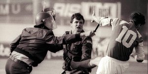 Η περιβόητη κλωτσιά του Μπόμπαν