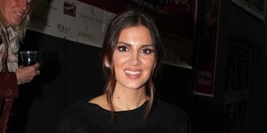 Σταματίνα Τσιμτσιλή με μαύρη μπλούζα