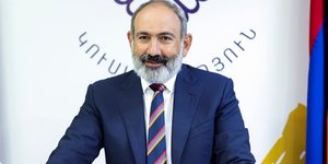 Νικόλ Πασινιάν