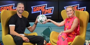 Αγγελος Χαριστέας, Λίλα Κουντουριώτη