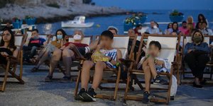 Σινεμά στον όρμο Αφροδίτης στην Πειραϊκή