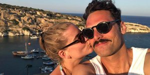 Εκπληξη! Παντρεύεται αύριο η «Δρόσω» από τις Αγριες Μέλισσες