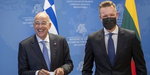 Δένδιας με τον Λιθουανό ομόλογό του