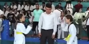Ταεκβοντό: Δίδυμα έφτασαν στον τελικό και έπαιξαν... πέτρα, ψαλίδι, μολύβι, χαρτί