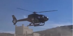 Η ΥΠΑ διερευνά την προσγείωση ελικοπτέρου σε παραλία της Μυκόνου