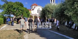 Σε κλίμα οδύνης η κηδεία του Τάσου Μπερδέση