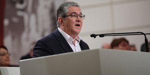 κουτσουμπας μικροφωνα