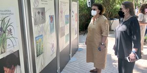Λίνα Μενδώνη, με την πρόεδρο του Μουσείου, Φαλή Βογιατζάκη