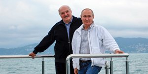 Αλεξάντερ Λουκασένκο και Βλαντιμίρ Πούτιν στην πρόσφατη συνάντησή τους στη Λευκορωσία