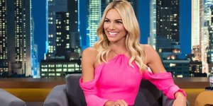 Η Ιωάννα Μαλέσκου για την Ελένη Μενεγάκη και τον Μάριο Χεζόνια