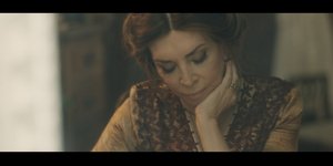 Η Μιμή Ντενίση στα γυρίσματα της ταινίας