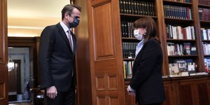 Ο Κυριάκος Μητσοτάκης και Κατερίνα Σακελλαροπούλου