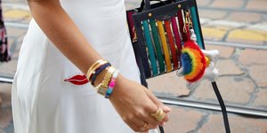 γυναίκα νύχια