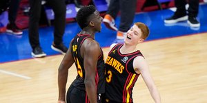 Πρωταγωνιστής για τους Χοκς ο Κέβιν Χέρτερ