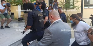 Στην Ευελπίδων ο ιερέας που πέταξε βιτριόλι στη μονή Πετράκη