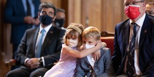 Ο πρίγκιπας Αλβέρτος με τα παιδιά του, πρίγκιπα Ζακ και πριγκίπισσα Γκαμπριέλα