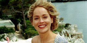  Σάρον Στόουν 