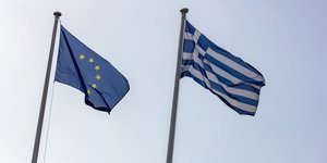 Σημαίες ΕΕ και Ελλάδας