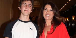 Σοφία Αλιμπέρτη: Απόλαυσε τον γιο της Νικόλα στην πρώτη του συναυλία