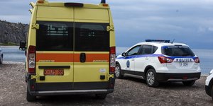 τροχαίο ασθενοφόρο ΕΚΑΒ περιπολικό